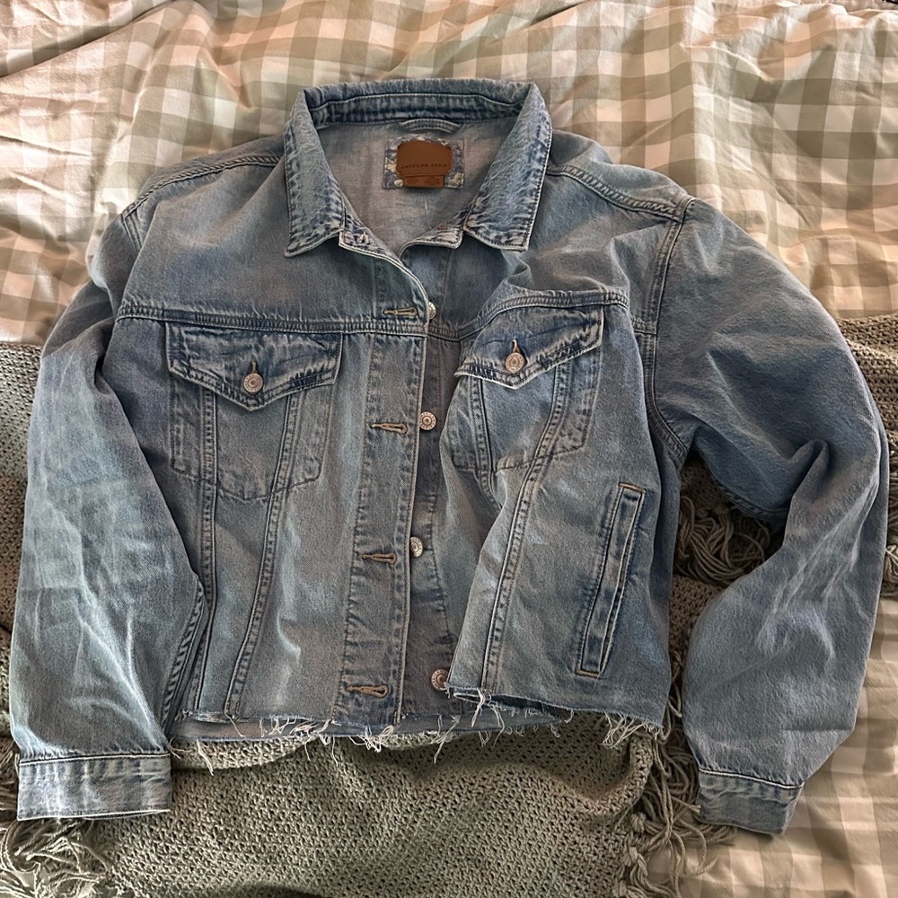 American Eagle Outfitters Blue Jean Jacket Classic Denim Style
